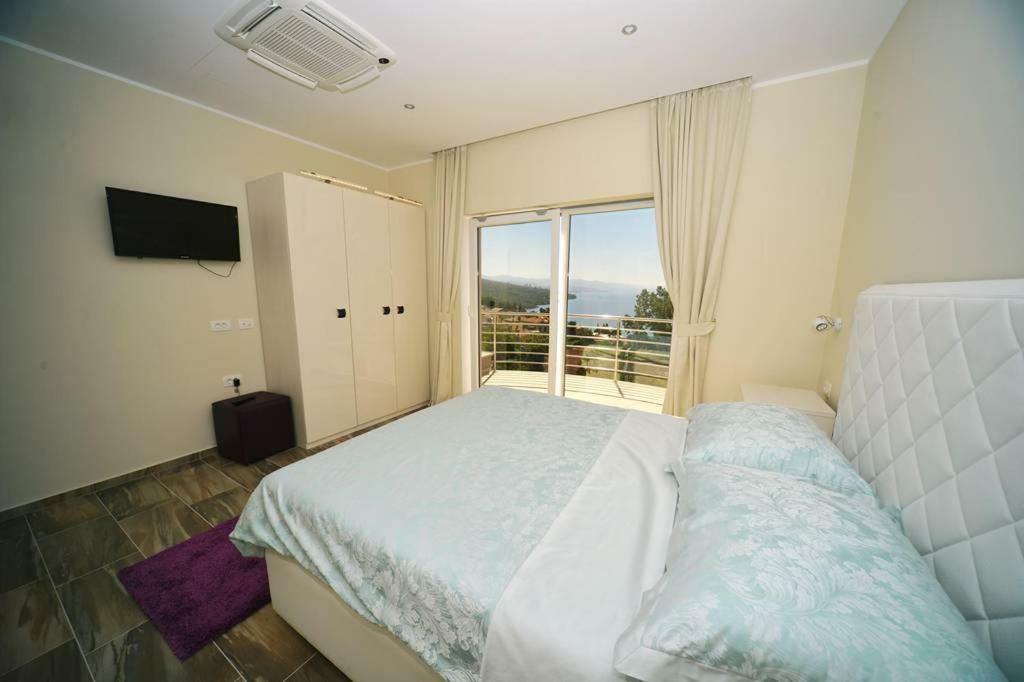 Guest House Manuela Οπατία Εξωτερικό φωτογραφία